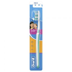 Oral-B Szczoteczka do zębów Classic Medium 1szt